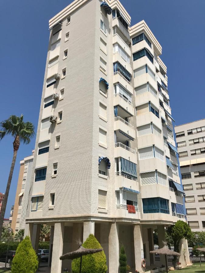 Playa Dos Avenidas Аликанте Екстериор снимка
