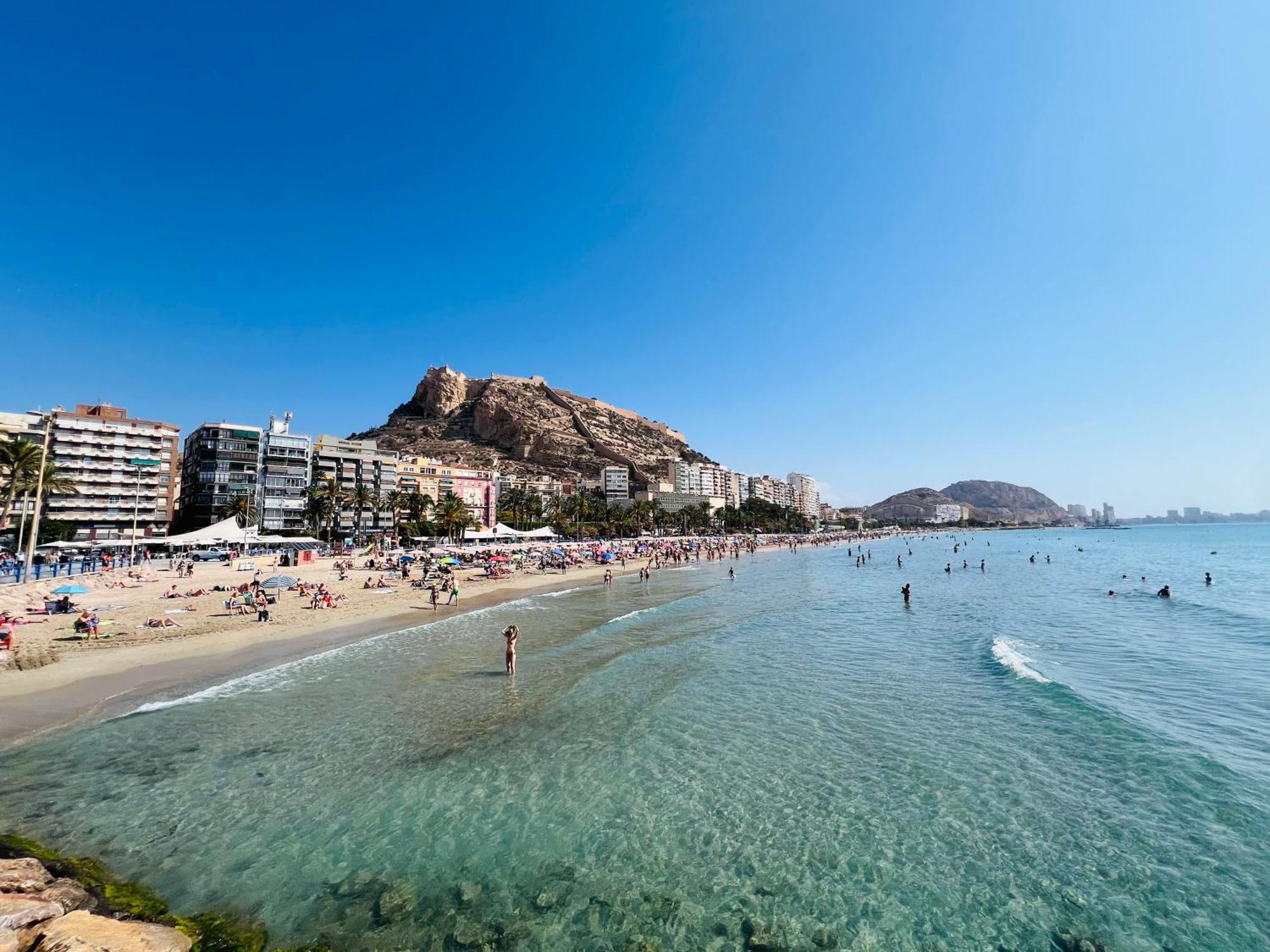 Playa Dos Avenidas Аликанте Екстериор снимка