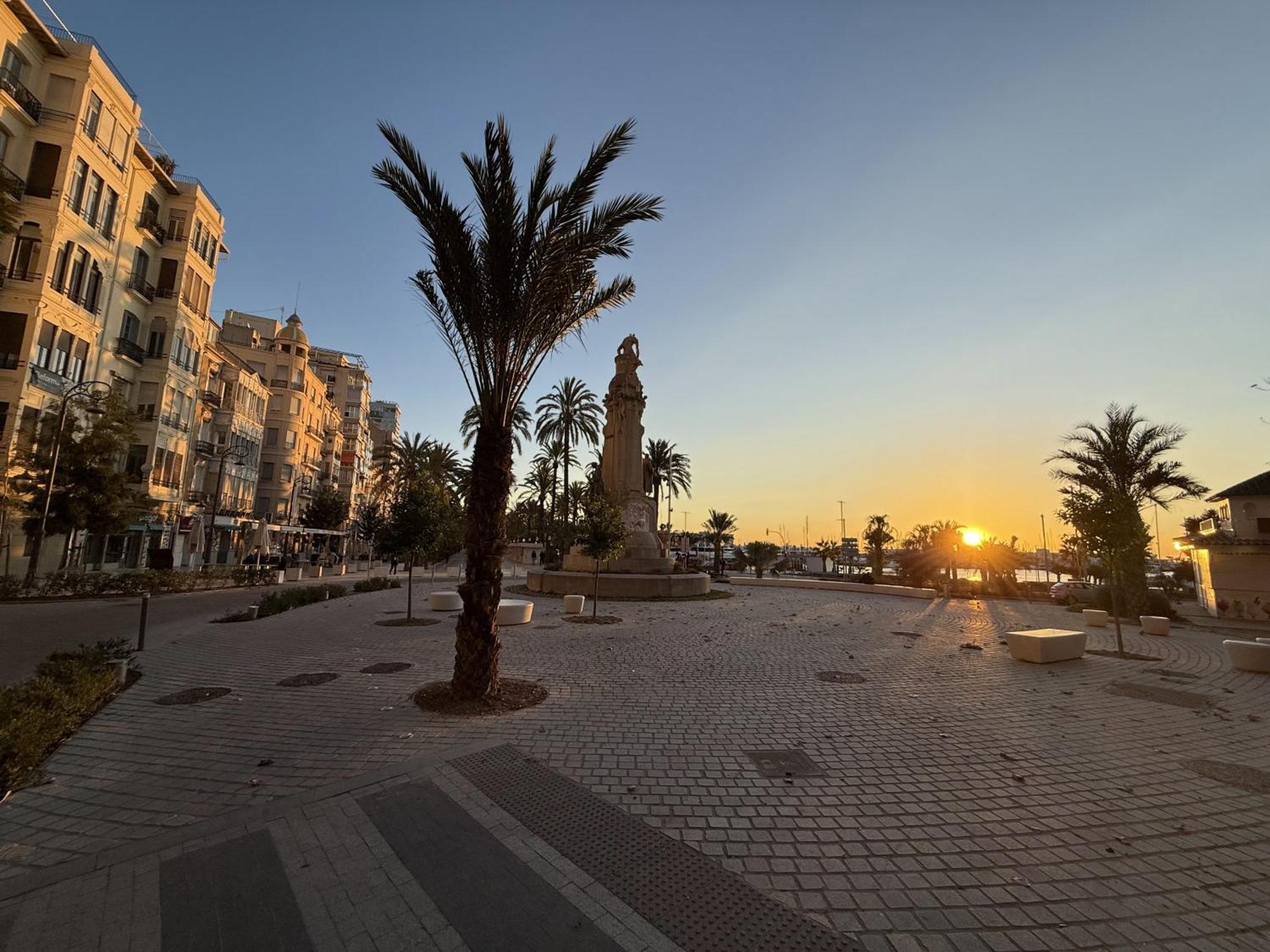 Playa Dos Avenidas Аликанте Екстериор снимка